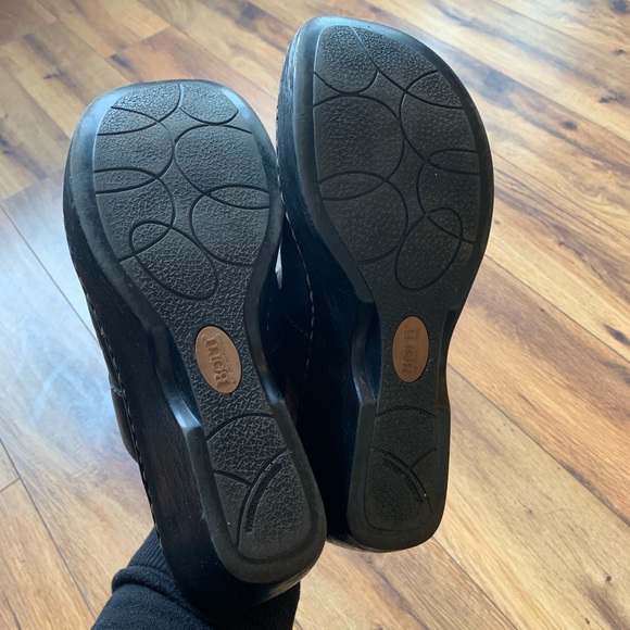 Black Leather Born Clogs - Picture 5 of 8